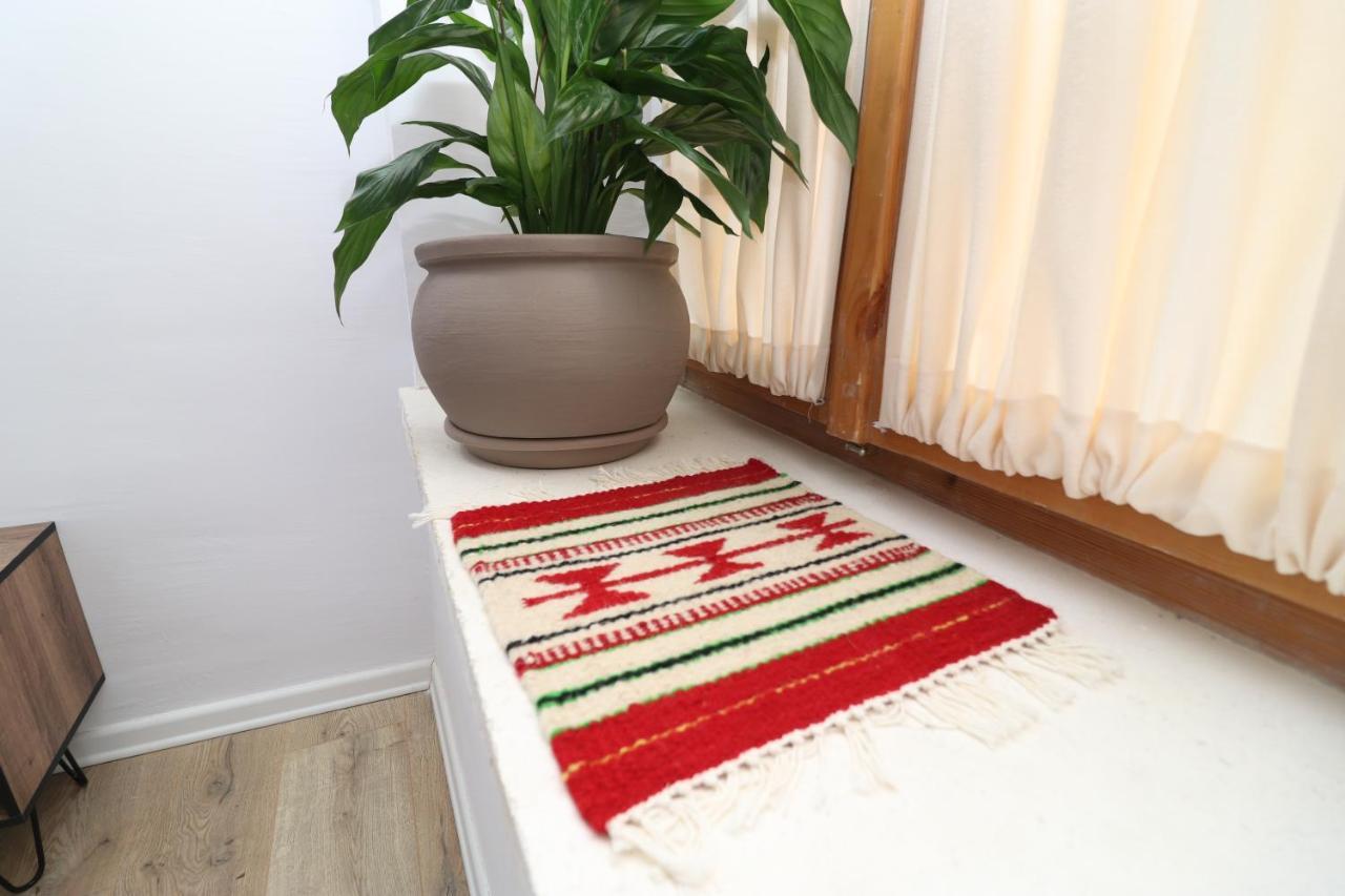Gaia Bed and Breakfast Vlorë Esterno foto