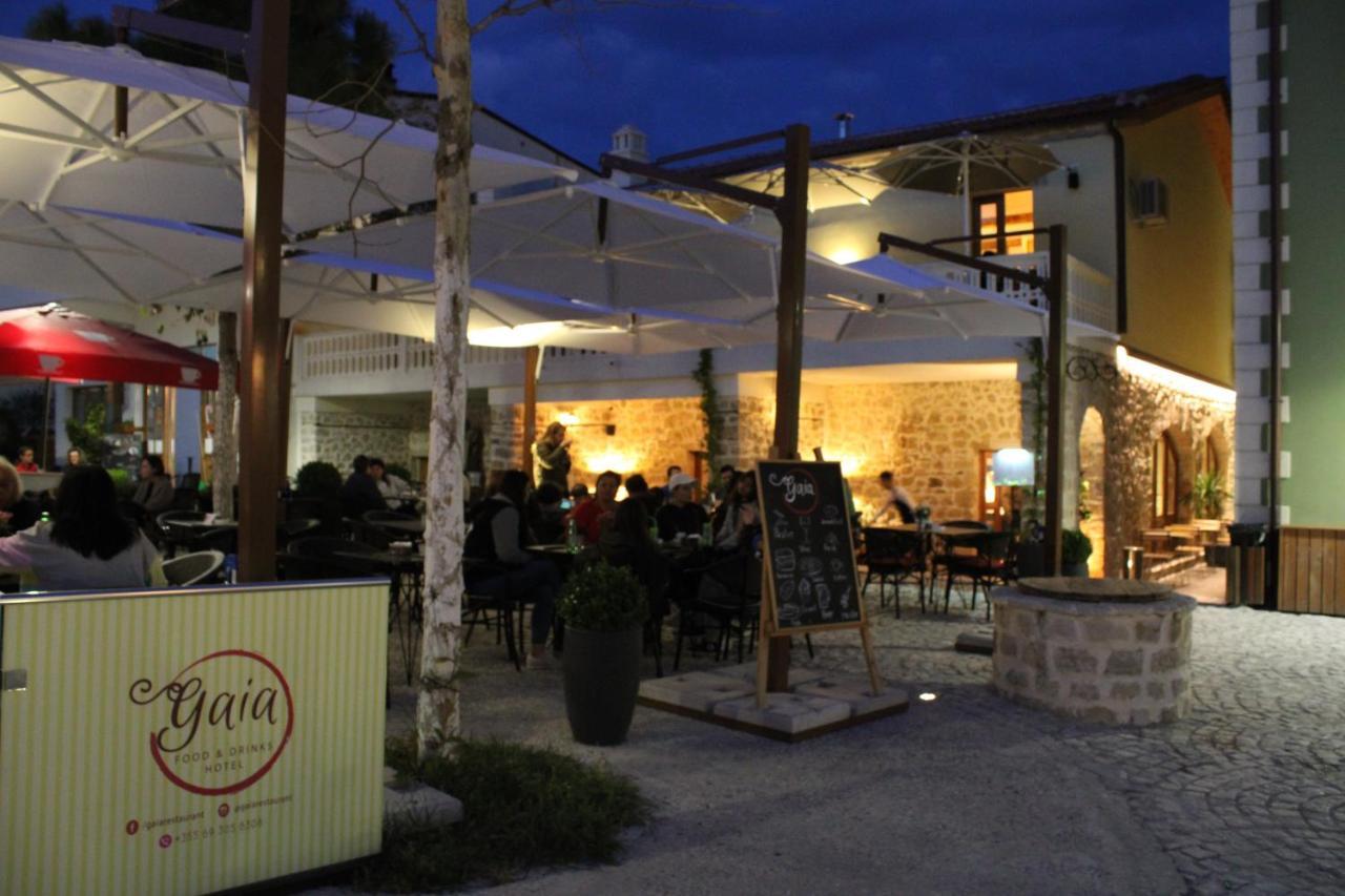 Gaia Bed and Breakfast Vlorë Esterno foto
